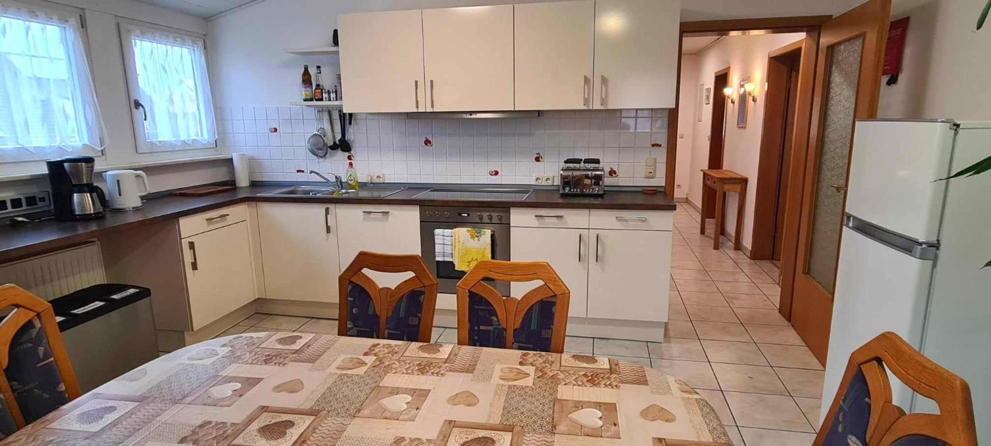 Gemuetliche 120 Qm Ferienwohnung Mit Balkon Adelsdorf 外观 照片