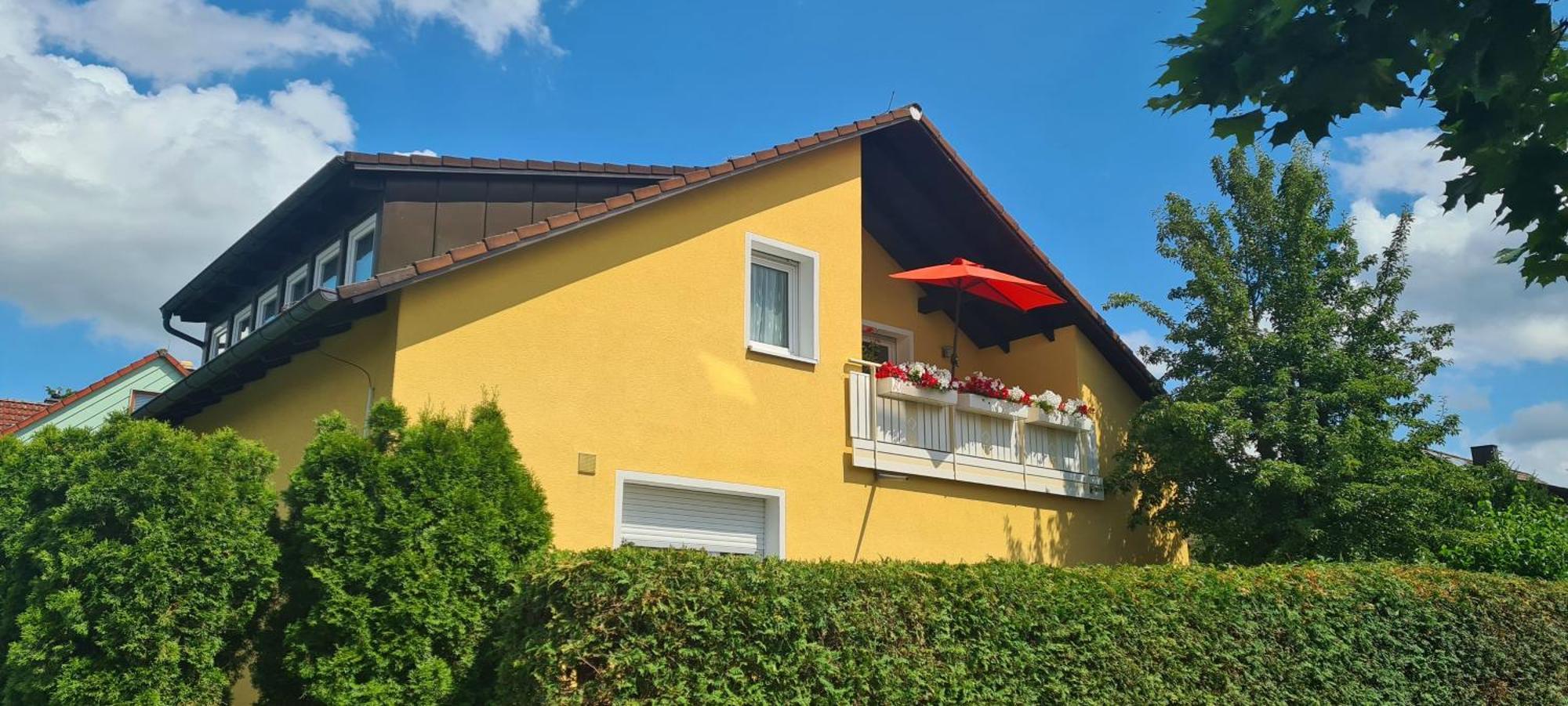 Gemuetliche 120 Qm Ferienwohnung Mit Balkon Adelsdorf 外观 照片